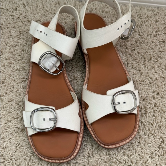 Everlane Black and White twin buckle Sandals size 6 - Picture 5 of 5
